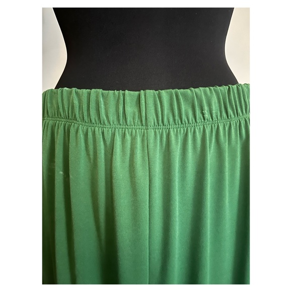 Carolyn Strauss Collection 2-Piece Tunic Top and Skirt Set - Picture 6 of 8